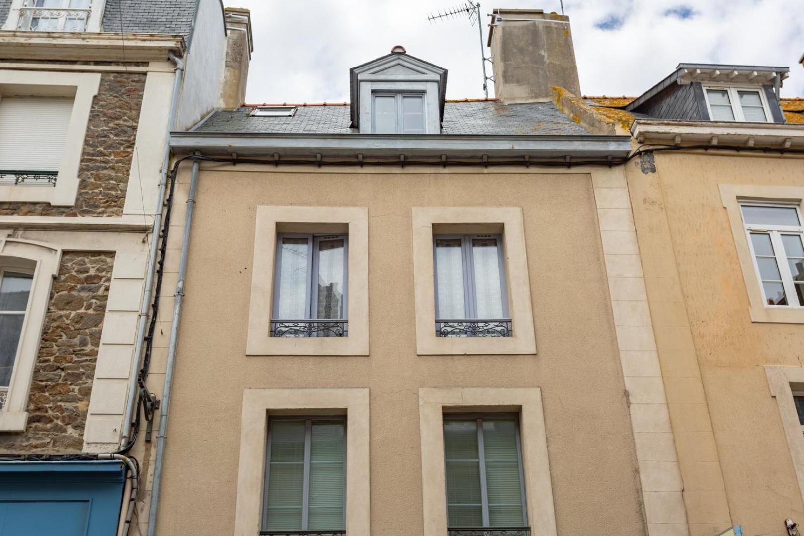 サン・マロLe Petit Pastel - Joli Duplex - Proche De La Plageアパートメント エクステリア 写真